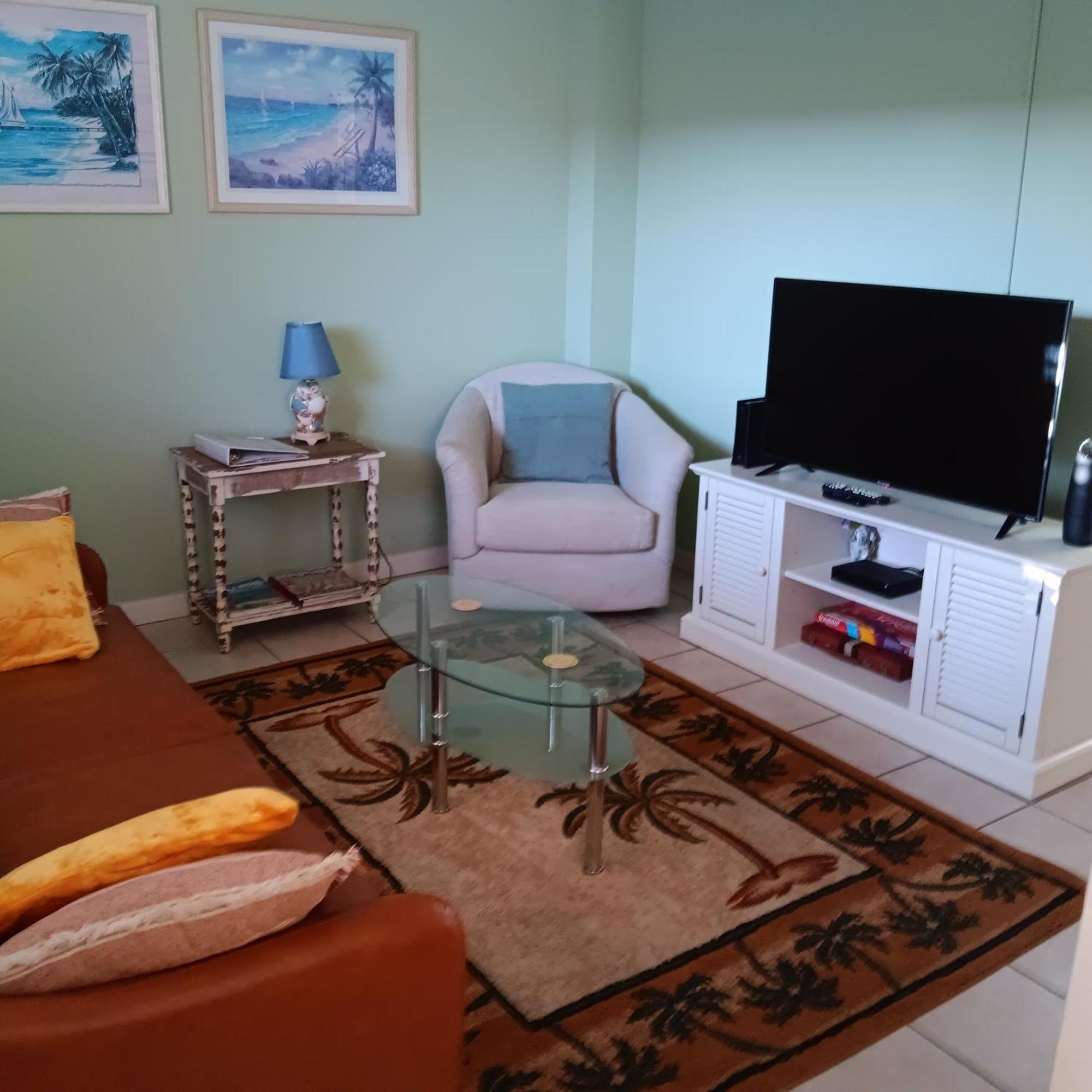 شقة Cozy Beach Getaway كيب كانافيرال المظهر الخارجي الصورة